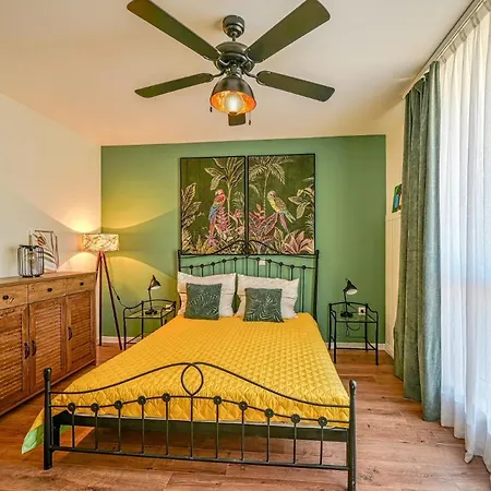 Tropicana Penthouse - 1 Bedroom Sofia