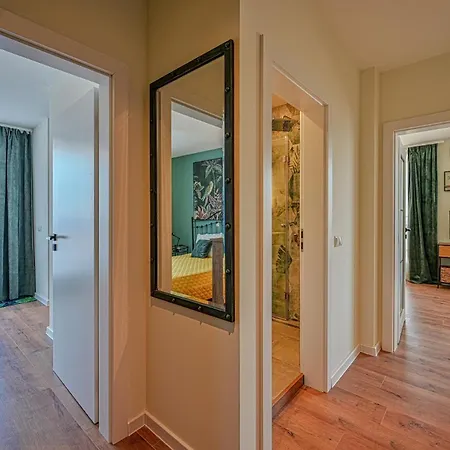 Tropicana Penthouse - 1 Bedroom Szófia